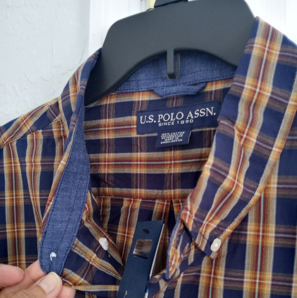 NWT Men Casual Shirt